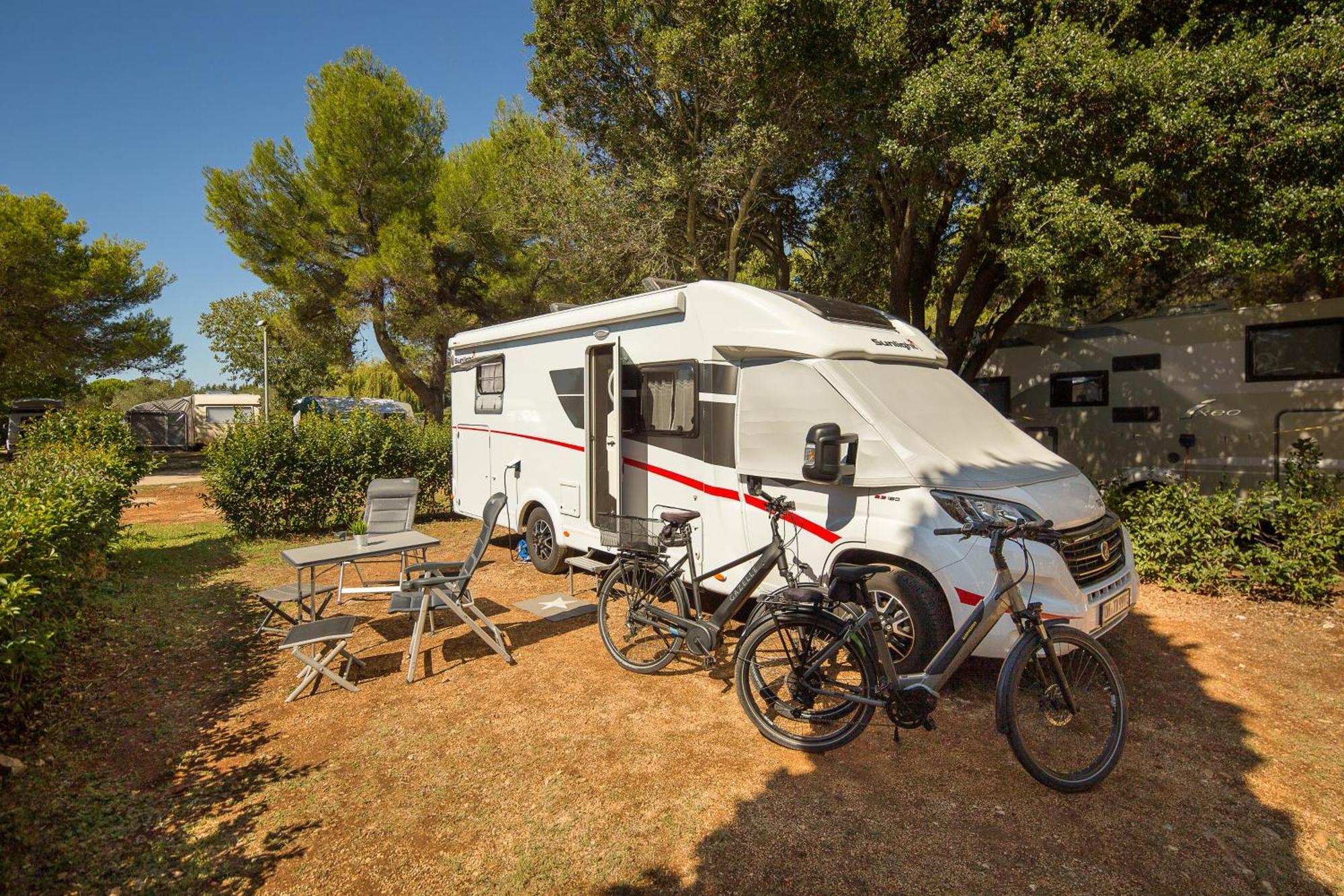 Maistra Camping Polari Pitches Ровинь Экстерьер фото